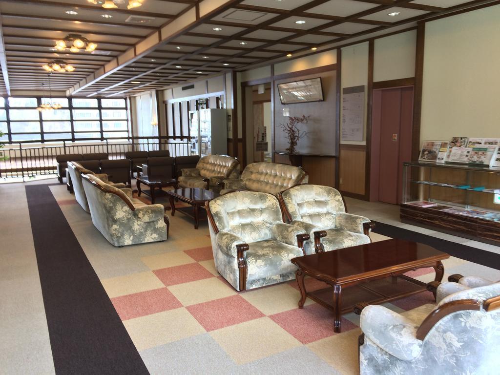 Ishiuchi Yungparunas Hotel Minamiuonuma Ngoại thất bức ảnh