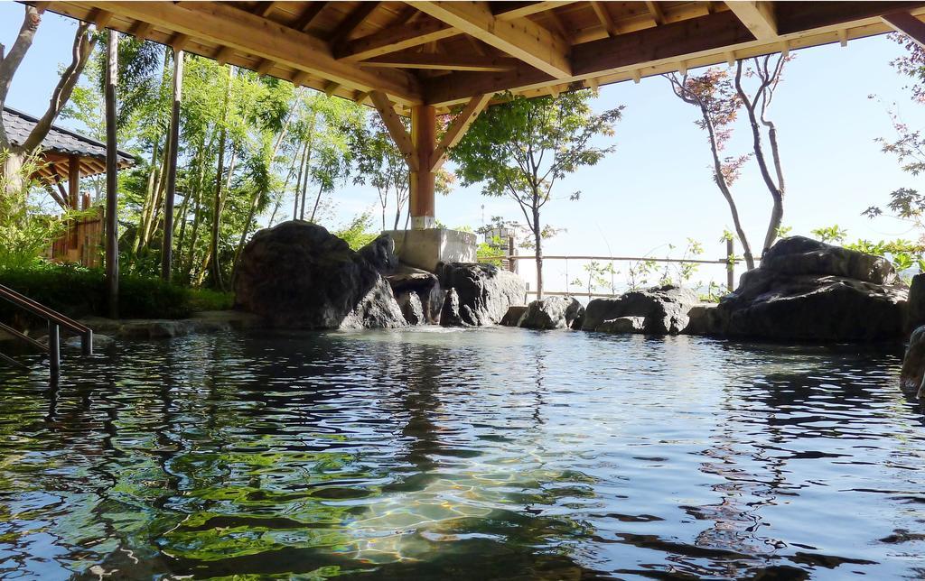 Ishiuchi Yungparunas Hotel Minamiuonuma Ngoại thất bức ảnh